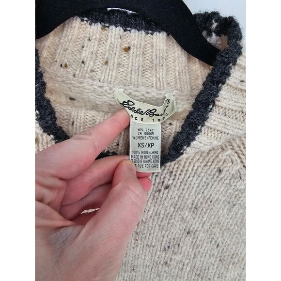 Eddie Bauer Women's Cream Black Animal Printed Woolen Crew Neck Sweater Size XS - Picture 3 of 4